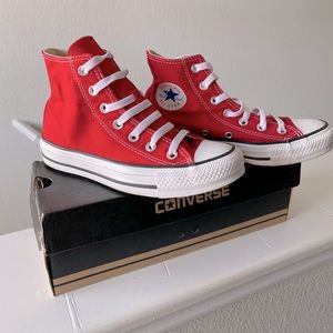 Red converse